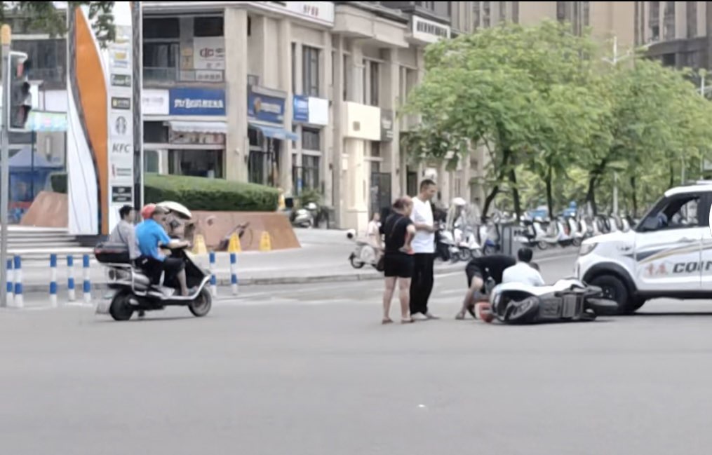 20230812151128front1_0_419947_FlBnh4VzN7g0G5eqVgUZiJ8S-Xer.jpg