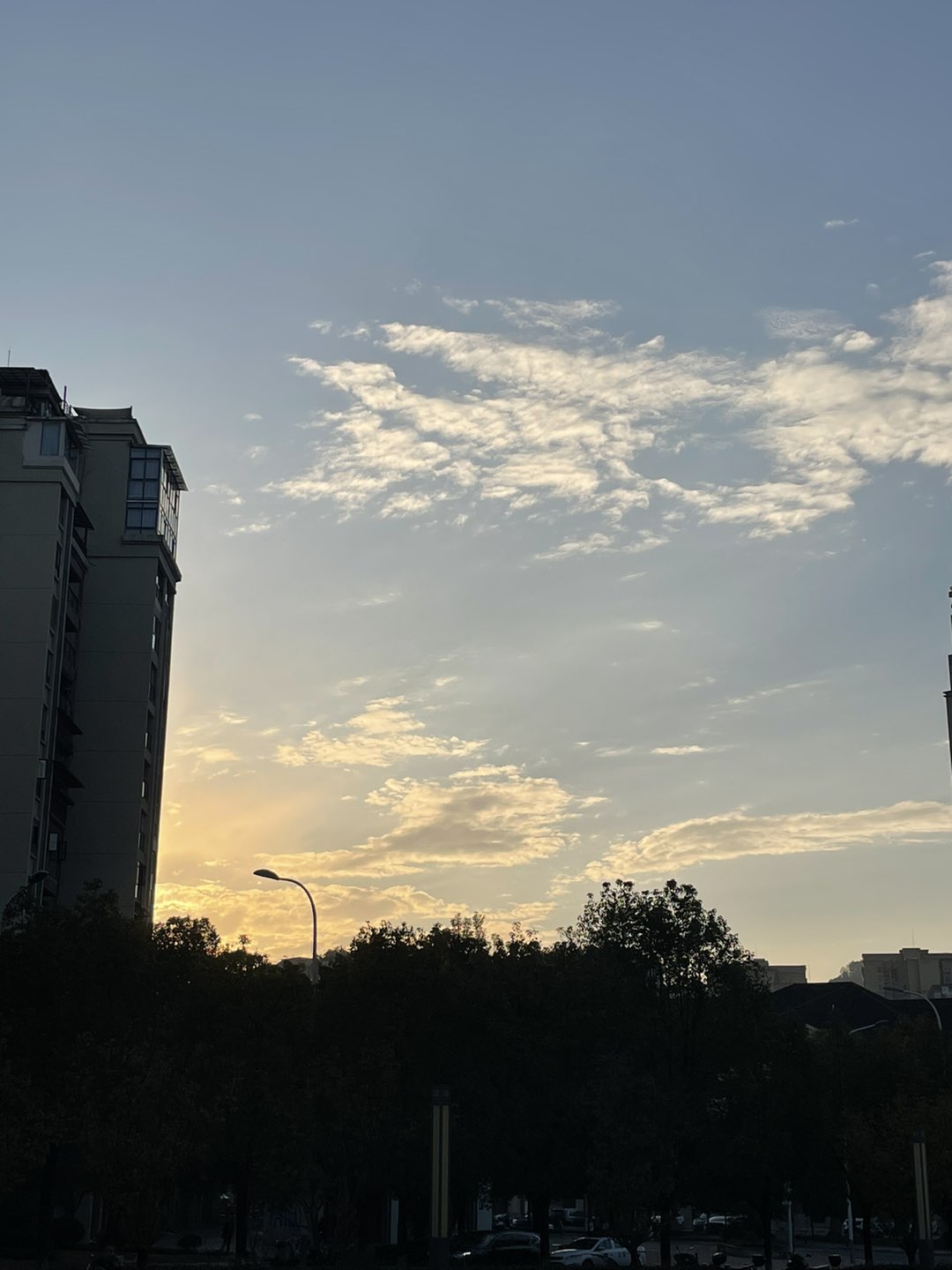20231108160322front1_0_414117_Fr2rlmklKZTUVTXGeolbPvSBHqCo.jpg